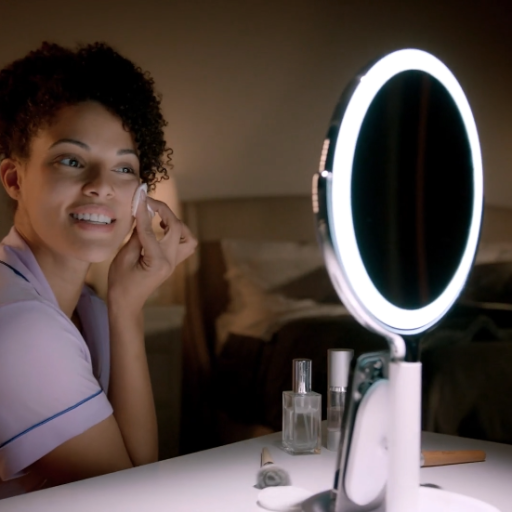 Electronic product photography